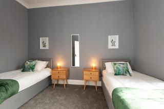 3Bed Sleeps 6 - Nr Hospital Parking & WiFi - Sunderland - 2