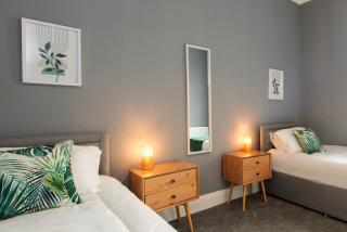 3Bed Sleeps 6 - Nr Hospital Parking & WiFi - Sunderland - 1