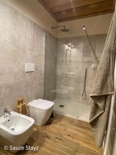 Sugo's Apartments - 4