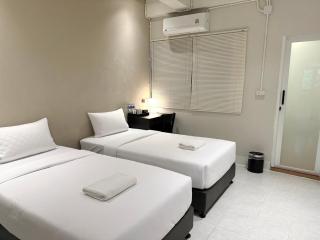 My House Guesthouse & Restaurant - 4