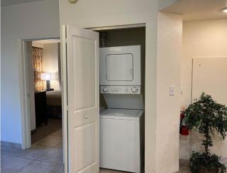 The Carriage House - 5