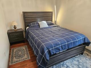 3 bedrooms apt,2 baths,15 mins to NYC - 5