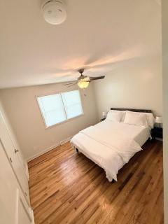 Renovated 2 Bed Walltown Home Walk To Duke! B - 2