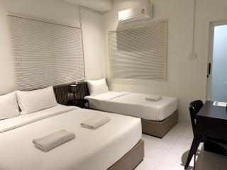 My House Guesthouse & Restaurant - Bangkok - 7