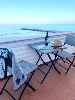 Sandy Bay Apartment in Both Worlds, for over 50s, Gibraltar - Gibraltar - 4