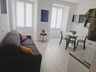 History Luxury Central Apartment by Revenue House - Como - 0