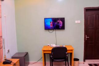 Crestviewers Hotel Ogudu - Lagos - 7