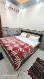 Shri Bhagwati Guest House - Ayodhya - 8