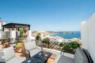 Terrace with Stunning Views, Pool and Parking - La Herradura - 9