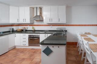 Terrace with Stunning Views, Pool and Parking - La Herradura - 1