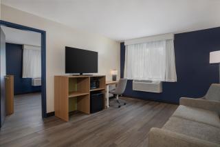 Spark by Hilton West Coxsackie - 3