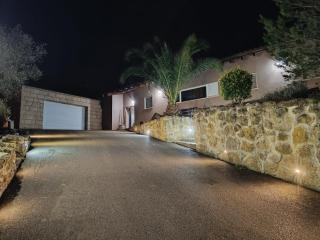 Villa Ovida - - 9