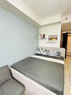 09T2 Chic Corners, Studio w Balcony, Horizons 101 - Cebu - 1
