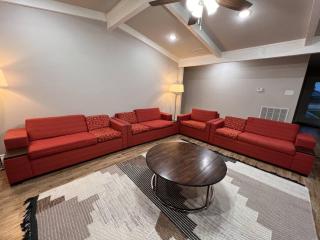 OMG Huge 5 Acre 5BR - Sleeps 22 - 6
