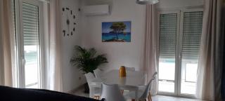 Aqua Apartment - 6