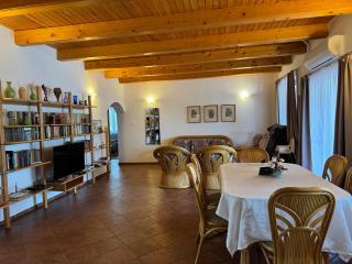 Szőlősgyörök Kun Apartment with 3 bedrooms on 92 in - 7