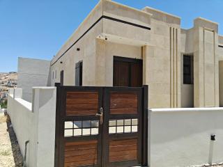 Hayyan - Wadi Musa - 1
