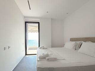 Sea Crest Apartments - Saranda - 1