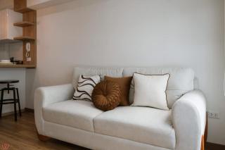 Modern 1BR City View & Gym in San Isidro - Lima - 9