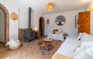 Amazing Home In Alhaurin El Grande - 7