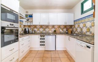 Amazing Home In Alhaurin El Grande - 5