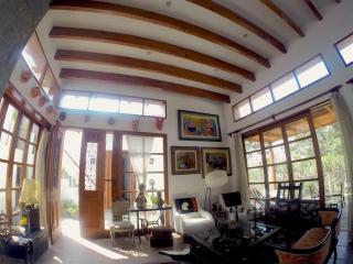 Spacious 4BR Pool & Gardens in Santa Eulalia - Santa Eulalia - 4