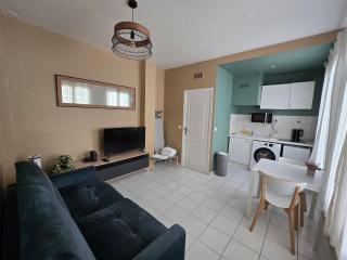 Appartement spacieux 28m2 avec chambre séparée - Issy-les-Moulineaux - 0