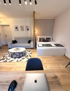 Cozy Jesenna Apartment - Košice - 8