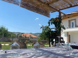 Mosaic Guesthouse - 1