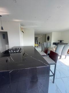 Alojamiento Grande con Alberca Privada - 5