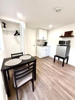 Modern Suite by Miami Hotspots - 3