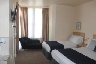 Bryn-Y-Mor (ADULT ONLY) - 6