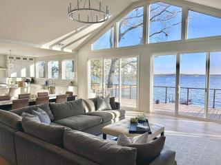 Soul Beach Lake House - Chapin - 9