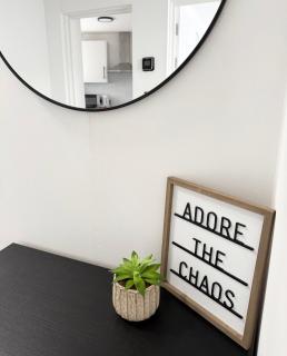 Stylish 1BR Flat in Central Newport - Newport - 9