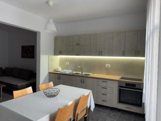 Ili's Apartment, Pogradec - Pogradec - 9