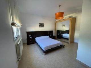 Pet-Friendly Villa with Pool, cleaning included - El Vendrell - 9