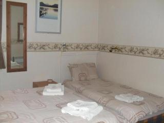 Fern Villa Hotel - Albert Road - Blackpool - 5