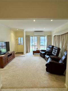 Unit in Hovell Street - 4