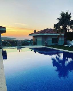 Cesme Alacati Havuzlu Villa - 9