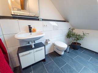 Schöne Dachgeschosswohnung - Rott - 4