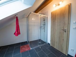 Schöne Dachgeschosswohnung - Rott - 5