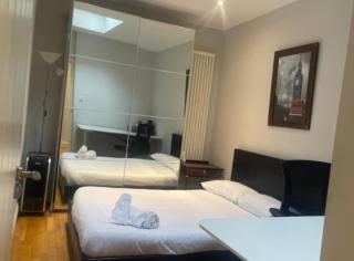 Modern 3 Bedroom Apartment - Londra - 3