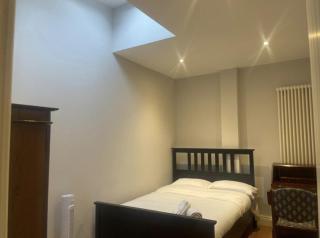 Modern 3 Bedroom Apartment - Londra - 1