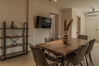 Elonea Villas, Luxury Villas and Studios in Kallikrateia Halkidiki with Garden, Veranda & BBQ - 0