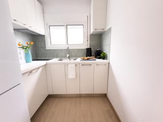 102 - Beachside Renovated 1BR apt w private garden - Cambrils - 7