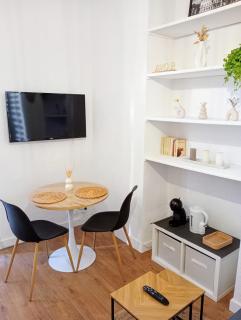 Joli studio avec balcon proche gare - 0