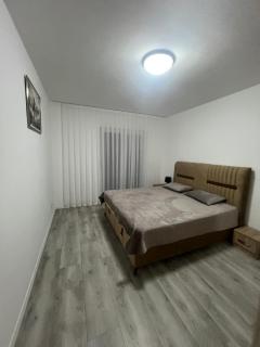 Luxury Prishtina Apartment - 9