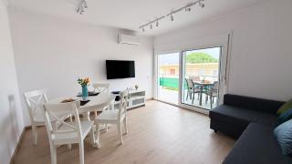 105 - Beachside Renovated 1BR apt 5 min from Beach - Cambrils - 1