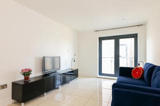 Cosy Apartment - 8