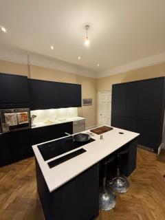 Entire rental in Edinburgh City Centre - Edinburgh - 2